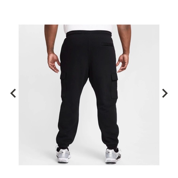 Nike Men's Black Cargo Joggers - Picture 4 of 5